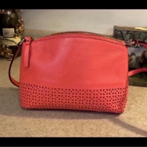 Gorgeous Kate Spade bag - Picture 2 of 2